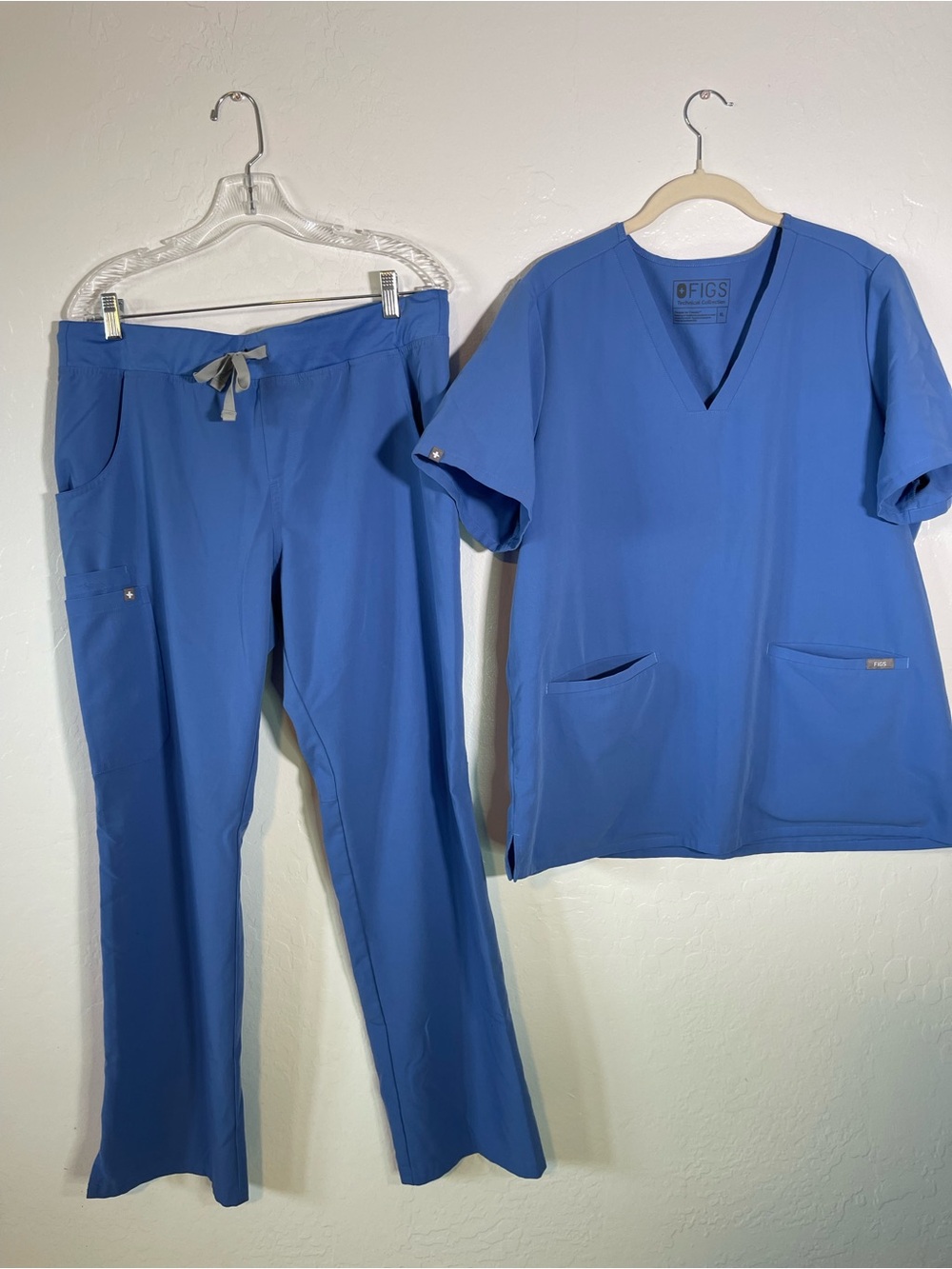 Figs Men's Blue Scrub Set Xl tall set